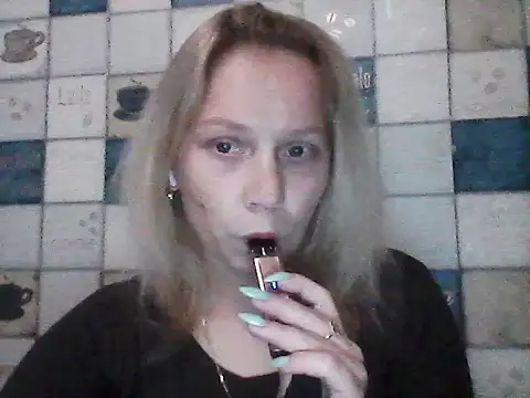 Snapshot of Anna_wey chatting on 06-18-26, 07:08 Anna wey online show from 06-18-26, 07:08