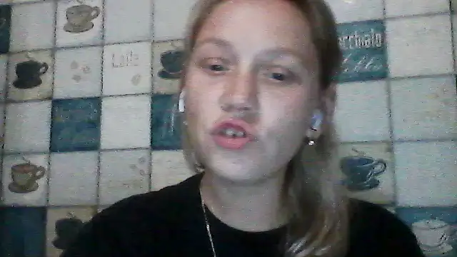 Snapshot of Anna_wey chatting on 07-01-26, 07:47 Anna wey online show from 07-01-26, 07:47