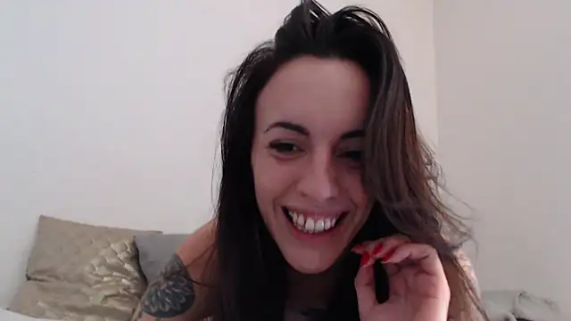 Lenaelle31000 online show from 02-18-25, 04:03