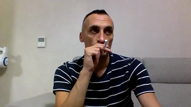 Snapshot of ANGELSANTAMARIA- chatting on 10-05-25, 04:25 ANGELSANTAMARIA- online show from 10-05-25, 04:25