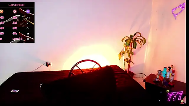 Snapshot of 7_Saturno_7 chatting on 07-17-26, 02:58 7 Saturno 7 online show from 07-17-26, 02:58
