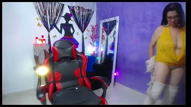 sarasmith3 online show from 03-07-26, 02:51