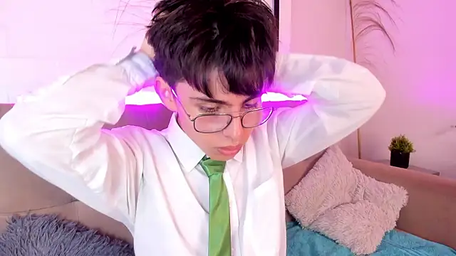 PepperTwink online show from 03-17-25, 01:18