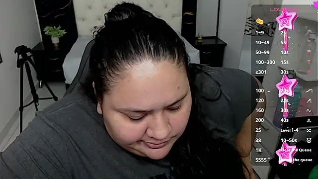 Snapshot of Aaliyah11 chatting on 09-25-25, 10:16 Aaliyah11 online show from 09-25-25, 10:16