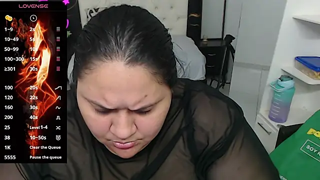 Snapshot of Aaliyah11 chatting on 10-09-25, 02:34 Aaliyah11 online show from 10-09-25, 02:34