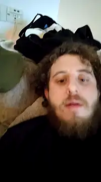 Snapshot of meandhim05 chatting on 02-01-25, 12:29 meandhim05 online show from 02-01-25, 12:29