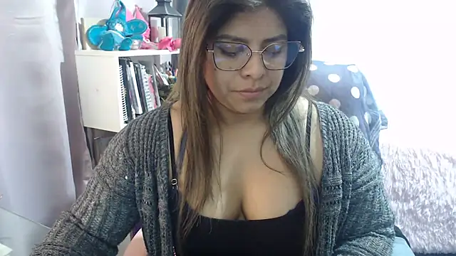 KatteAngelLat online show from 10-30-25, 01:04