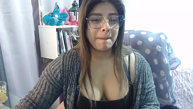 KatteAngelLat online show from 10-29-25, 01:15