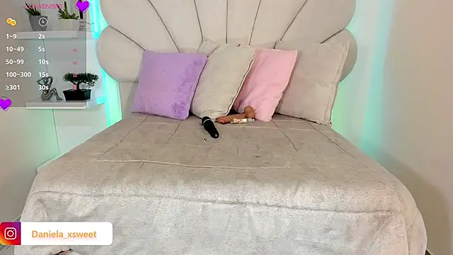 Danielaangelina online show from 03-15-26, 06:09