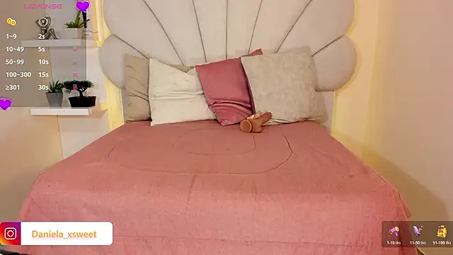 Danielaangelina online show from 03-23-26, 05:51