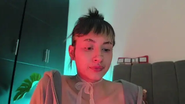 ggor4w33 online show from 03-11-26, 06:29