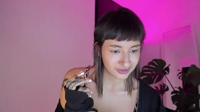 Snapshot of ggor4w33 chatting on 02-24-26, 10:49 ggor4w33 online show from 02-24-26, 10:49