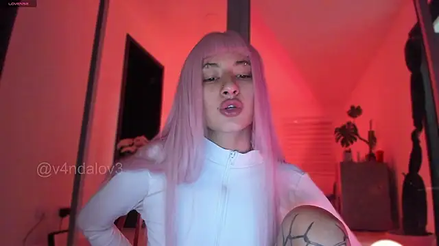 Snapshot of ggor4w33 chatting on 02-06-26, 10:33 ggor4w33 online show from 02-06-26, 10:33