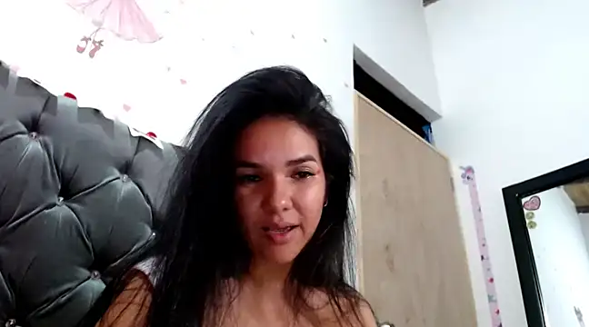 Snapshot of tezza_smith chatting on 02-15-25, 07:27 tezza smith online show from 02-15-25, 07:27