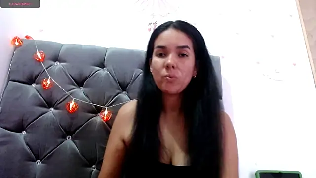 Snapshot of tezza_smith chatting on 03-18-25, 02:06 tezza smith online show from 03-18-25, 02:06