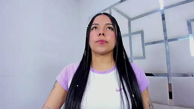 ZoeWan69 online show from 09-14-25, 01:22