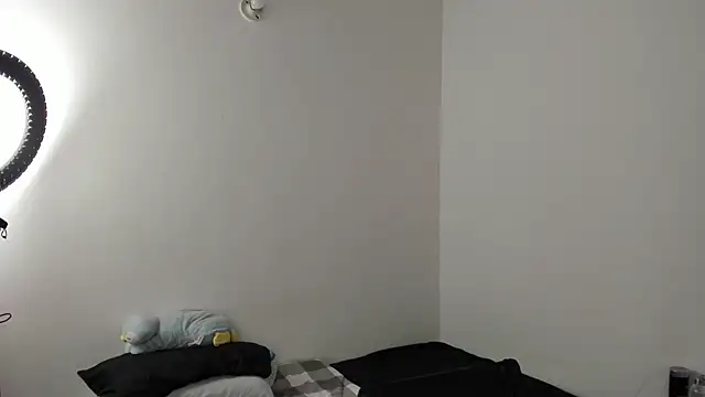 Mazikeen  18 online show from 03-27-26, 01:45