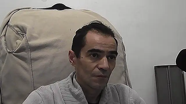 ReyDeBotones online show from 03-08-26, 12:16