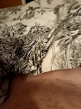 Dam70 online show from 10-26-25, 07:47