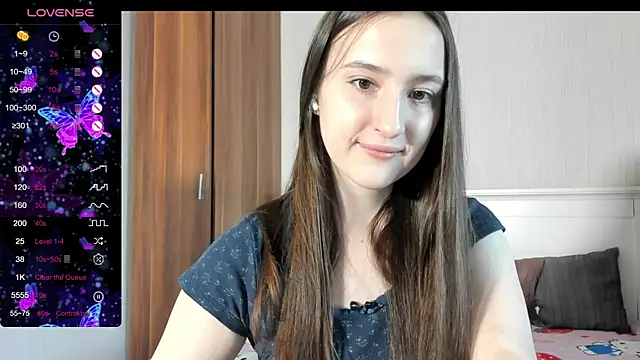 Snapshot of Cute__Nana chatting on 10-20-25, 06:26 Cute Nana online show from 10-20-25, 06:26