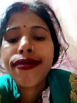 Snapshot of Miss_triha chatting on 03-15-25, 01:08 Miss triha online show from 03-15-25, 01:08