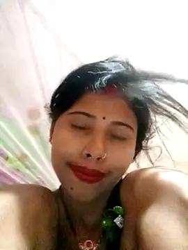 Snapshot of Miss_triha chatting on 03-21-25, 11:01 Miss triha online show from 03-21-25, 11:01