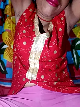 Snapshot of Miss_triha chatting on 11-01-25, 01:27 Miss triha online show from 11-01-25, 01:27