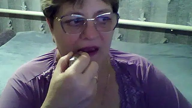 ElzaJewel online show from 11-18-25, 05:27