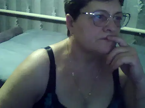 ElzaJewel online show from 12-20-25, 08:01