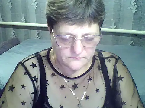 ElzaJewel online show from 12-15-25, 07:52