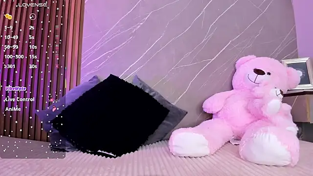 ariana jhonson1 online show from 10-08-25, 12:17