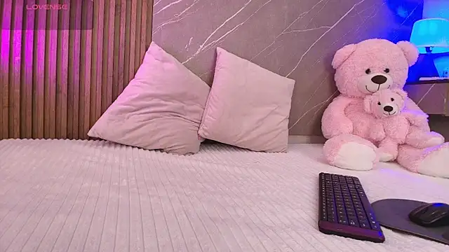 ariana jhonson1 online show from 02-07-26, 12:13