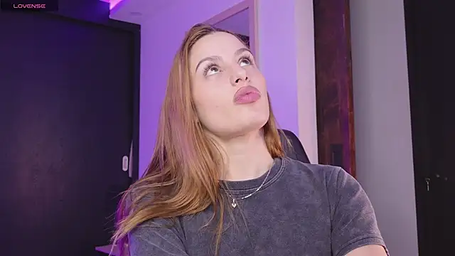 Snapshot of yourdream_6 chatting on 11-07-25, 11:08 yourdream 6 online show from 11-07-25, 11:08