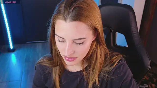 Snapshot of yourdream_6 chatting on 10-23-25, 01:26 yourdream 6 online show from 10-23-25, 01:26