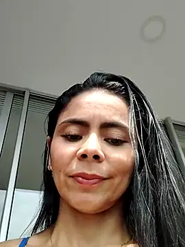 Snapshot of hema_gold chatting on 03-15-25, 03:27 hema gold online show from 03-15-25, 03:27