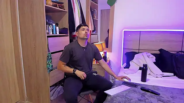 ILoveNYStyle online show from 03-18-25, 01:35