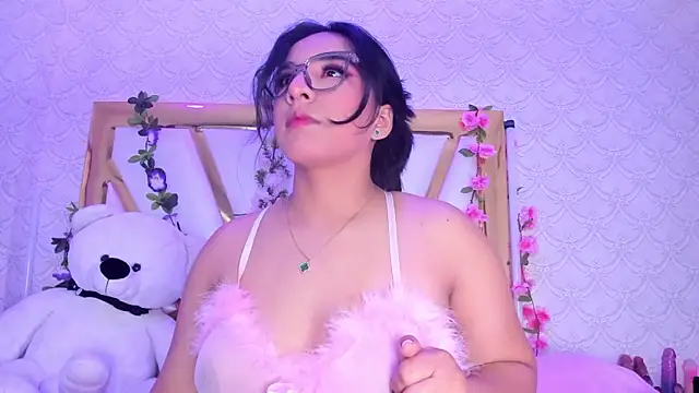 BeccaMathew online show from 02-09-26, 02:31