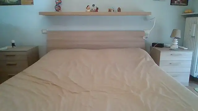 Snapshot of PrincessEileen89 chatting on 10-01-25, 10:09 PrincessEileen89 online show from 10-01-25, 10:09