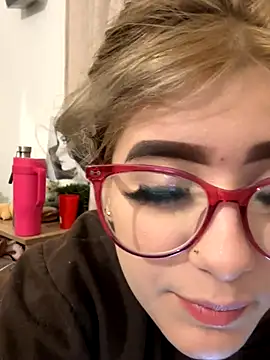 akirahattori online show from 10-10-25, 06:36