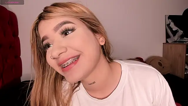 akirahattori online show from 04-24-26, 04:25