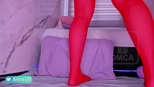 ailin curl online show from 10-04-25, 09:16