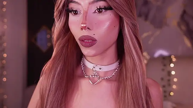 Snapshot of soidai_miiu chatting on 01-05-26, 10:57 soidai miiu online show from 01-05-26, 10:57