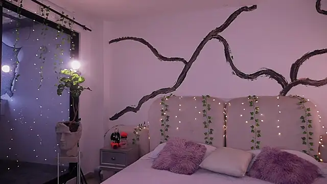 Snapshot of soidai_miiu chatting on 11-03-25, 09:18 soidai miiu online show from 11-03-25, 09:18