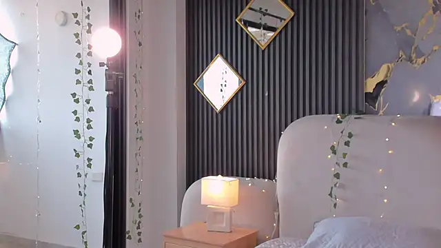 Snapshot of soidai_miiu chatting on 02-17-26, 08:28 soidai miiu online show from 02-17-26, 08:28