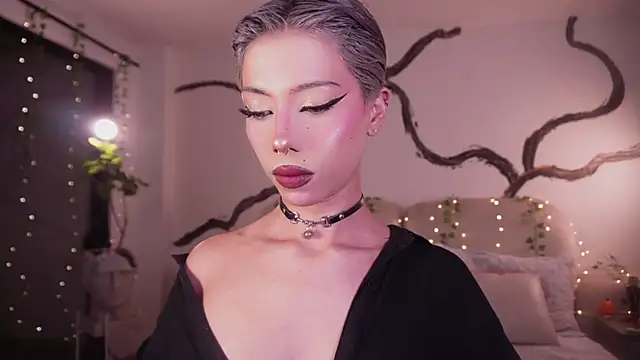 Snapshot of soidai_miiu chatting on 10-22-25, 11:03 soidai miiu online show from 10-22-25, 11:03