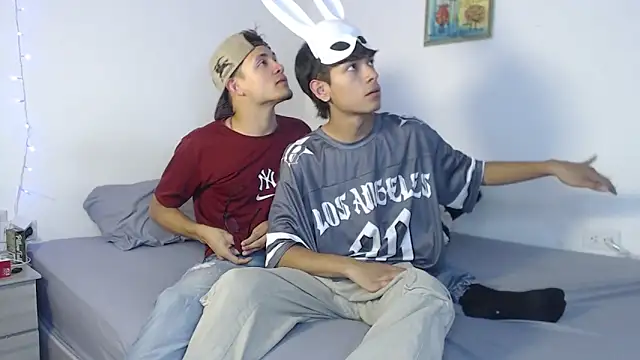 Snapshot of the_murderer chatting on 02-12-25, 09:22 the murderer online show from 02-12-25, 09:22