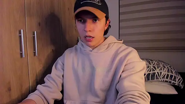 Mastrangelo xxx online show from 10-27-25, 03:07