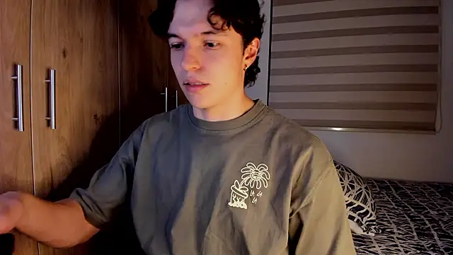 Mastrangelo xxx online show from 02-19-26, 04:42