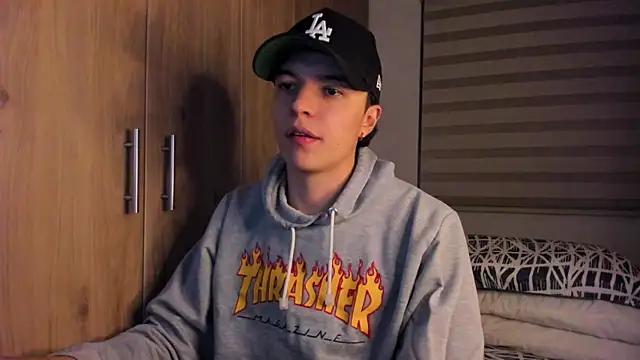 Mastrangelo xxx online show from 09-11-25, 04:45