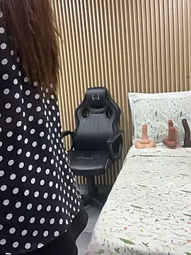 JessyCream online show from 02-24-26, 04:08